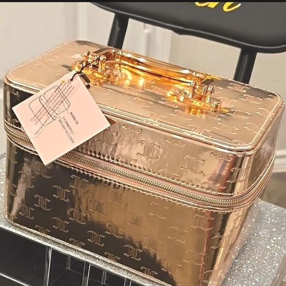 Juicy Couture Metallic JC Logo Zip Around Travel Traincase- Gold - Picture 3 of 11